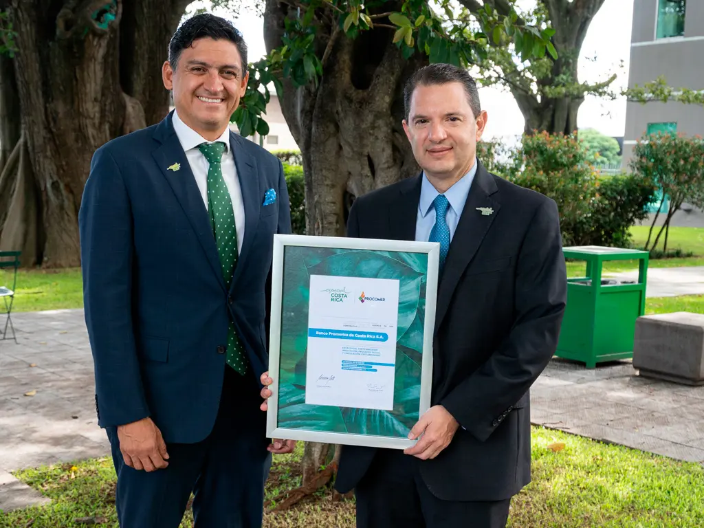 banco-promerica-obtiene-licencia-de-la-marca-pais-esencial-costa-rica1?format=webp