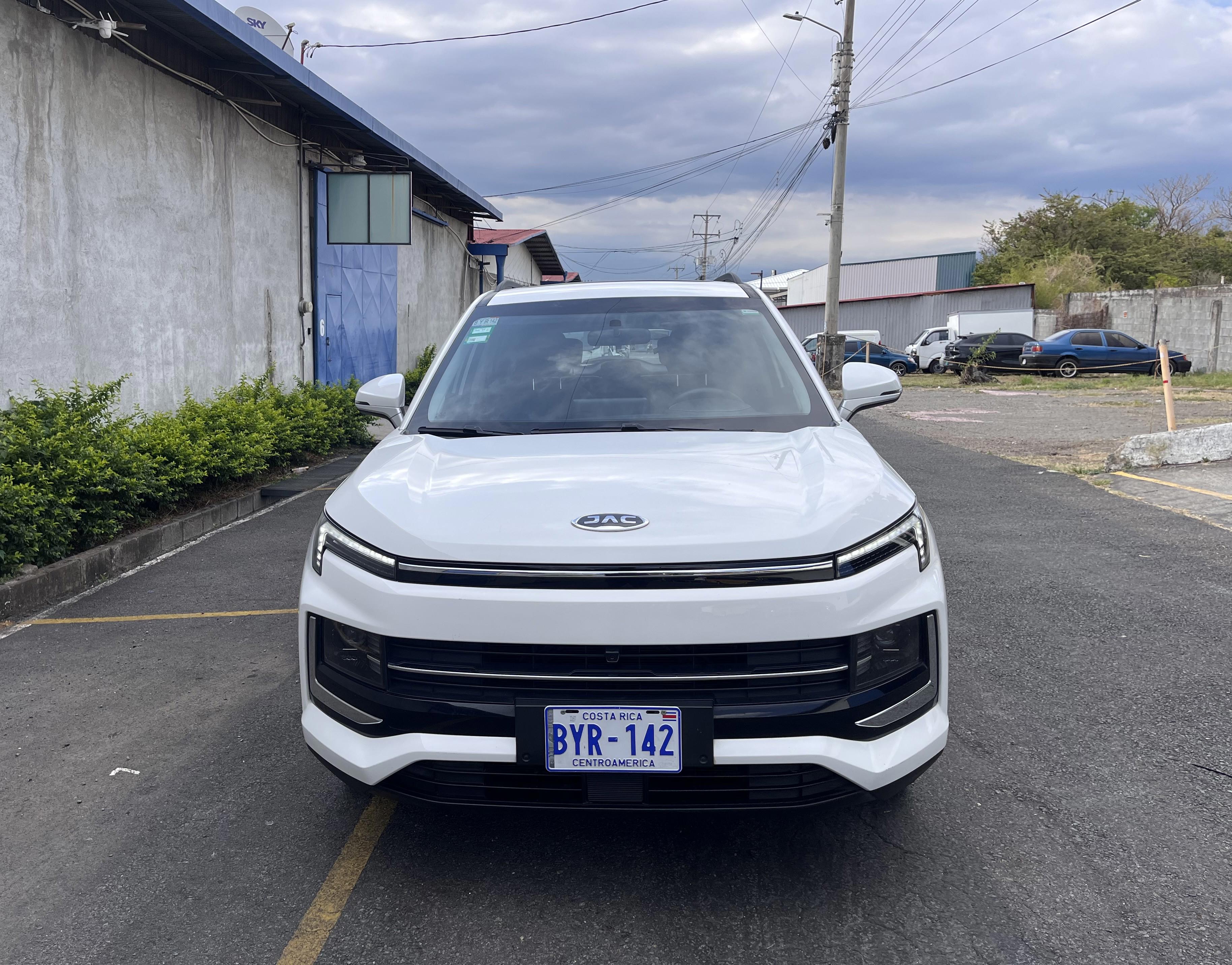 JAC JS4